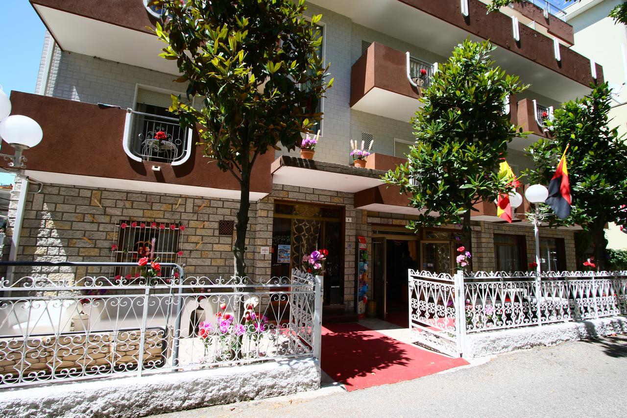 Hotel Emanuela Rimini Exterior photo